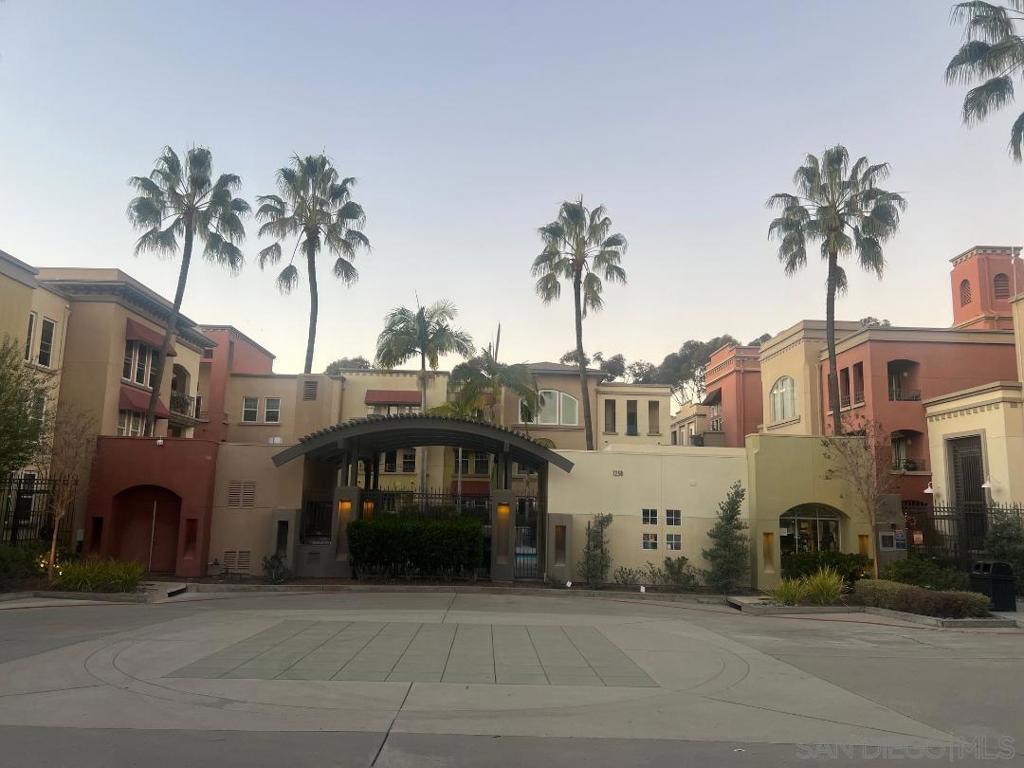 1270 CLEVELAND AVE 131