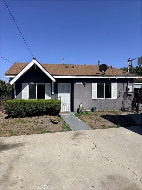 Photo of 9510 Bandera Street, Los Angeles, CA 90002 (MLS # SB26168592)