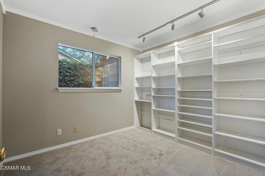 Cal Classics-102 - 1000052 - Residential