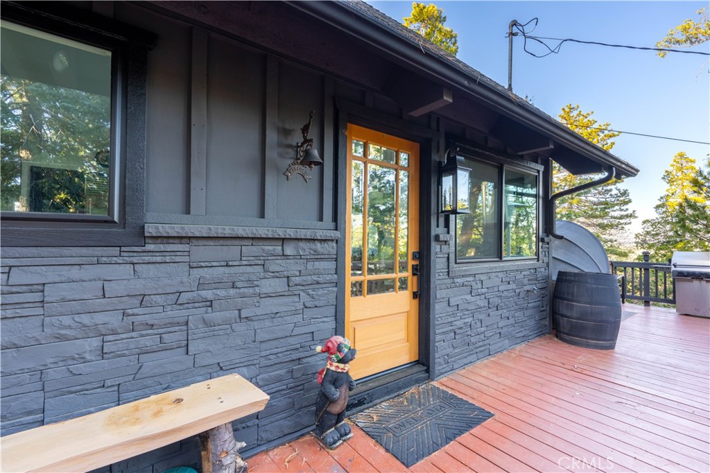 553 Pioneer Road