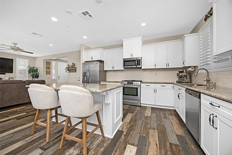 24213 Hazelnut Murrieta CA 92562