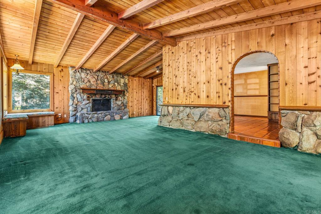 3394 Beaver Hollow Road