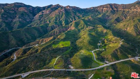 Photo of 34335 Mulholland, Malibu, CA 90265 (MLS # 26830701)
