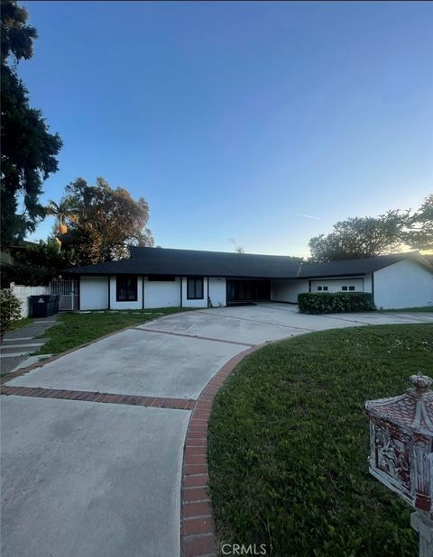 1216 W River Santa Ana CA 92706