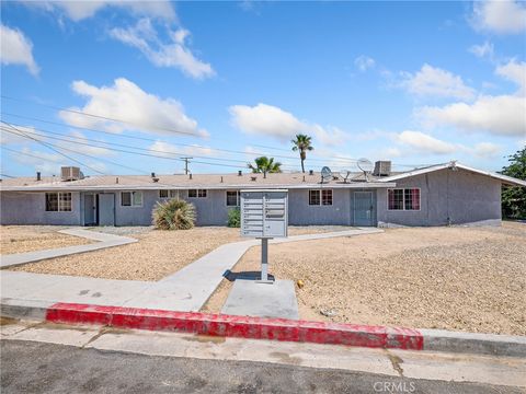 Photo of 204 Woodham Avenue, Barstow, CA 92311 (MLS # PW25114447)