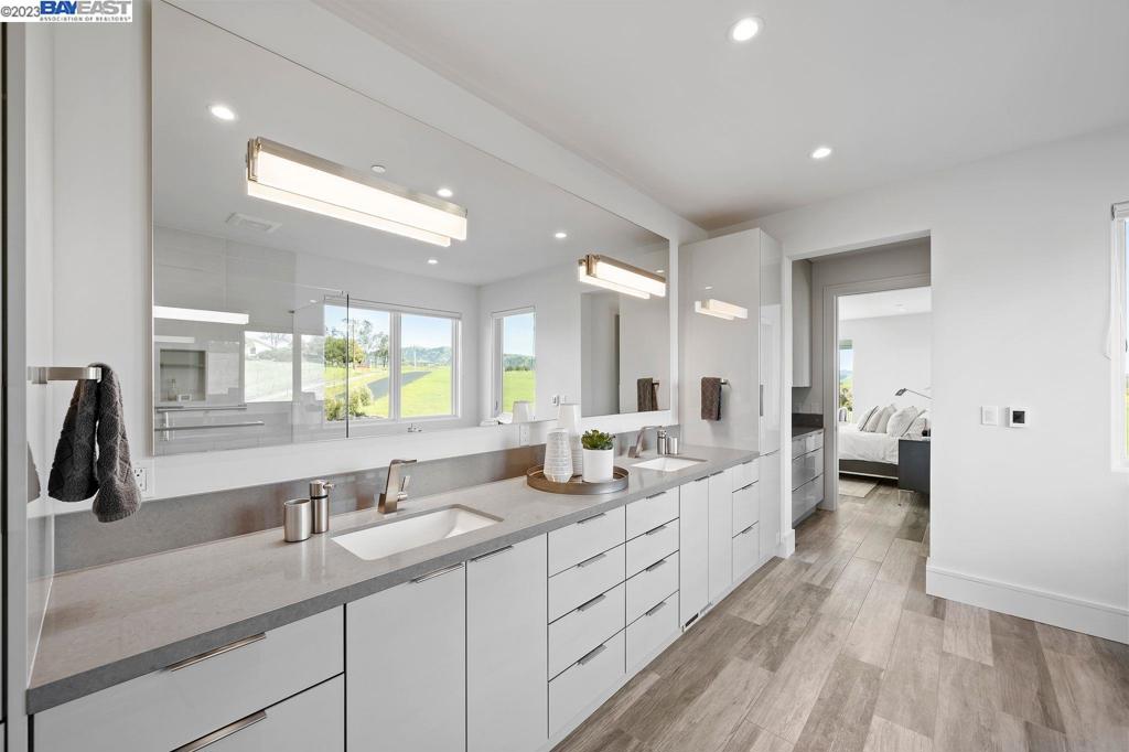 LITTLE VALLEY - Residential