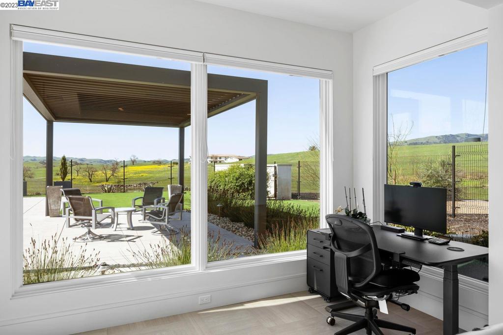 LITTLE VALLEY - Residential