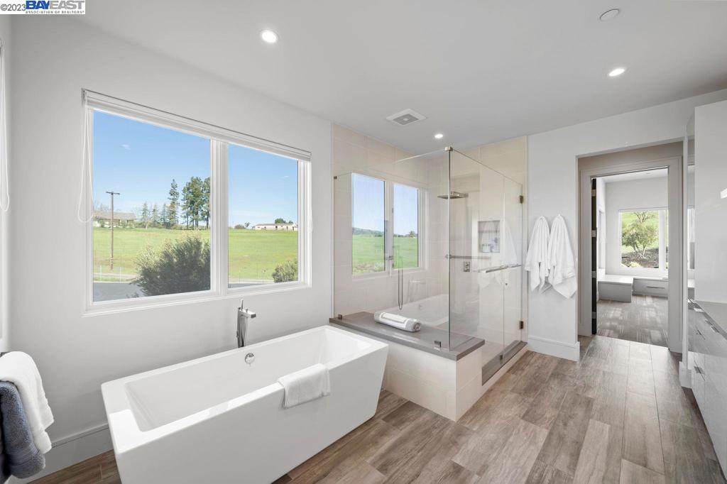 LITTLE VALLEY - Residential