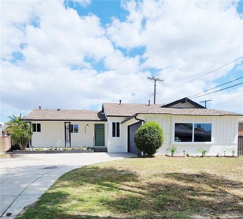 14564 Charlemagne Bellflower CA 90706