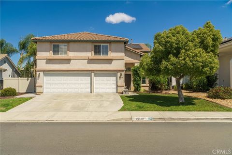 Photo of 39560 Saint Honore Drive, Murrieta, CA 92563 (MLS # SW26081538)