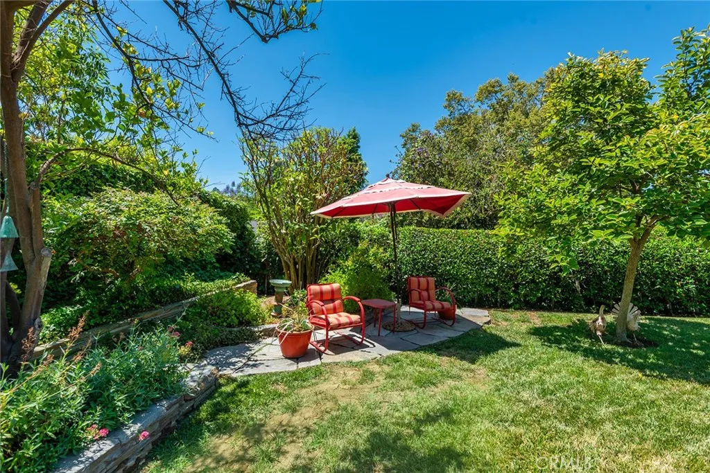 Woodland Hills, California 91364, United States, 3 Bedrooms Bedrooms, ,3 BathroomsBathrooms,Residential,Pending,182311