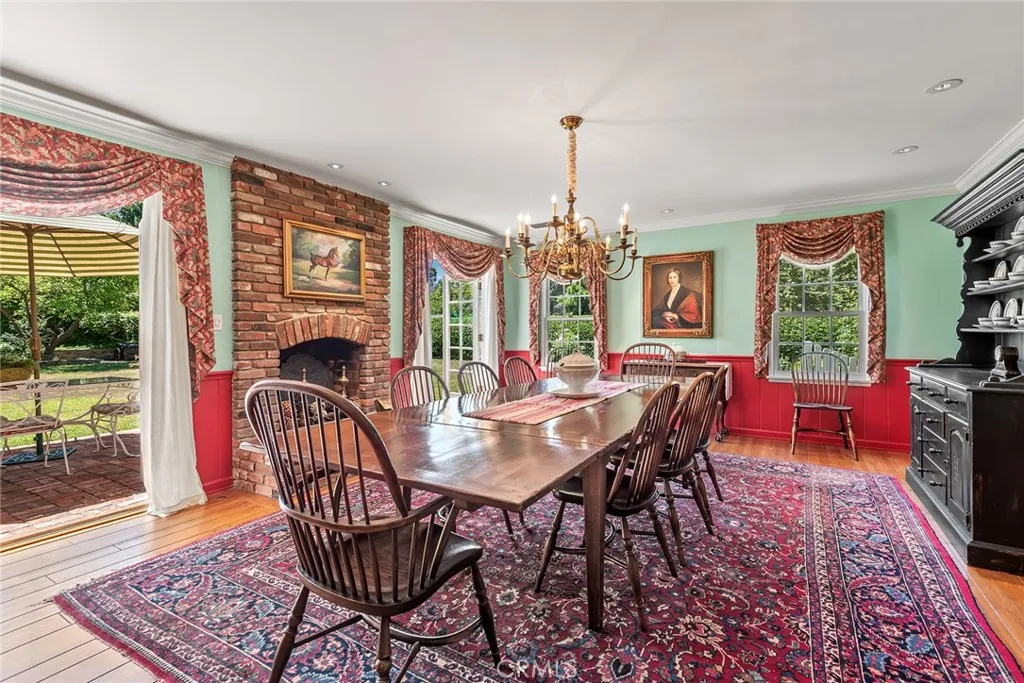 Woodland Hills, California 91364, United States, 3 Bedrooms Bedrooms, ,3 BathroomsBathrooms,Residential,Pending,182311