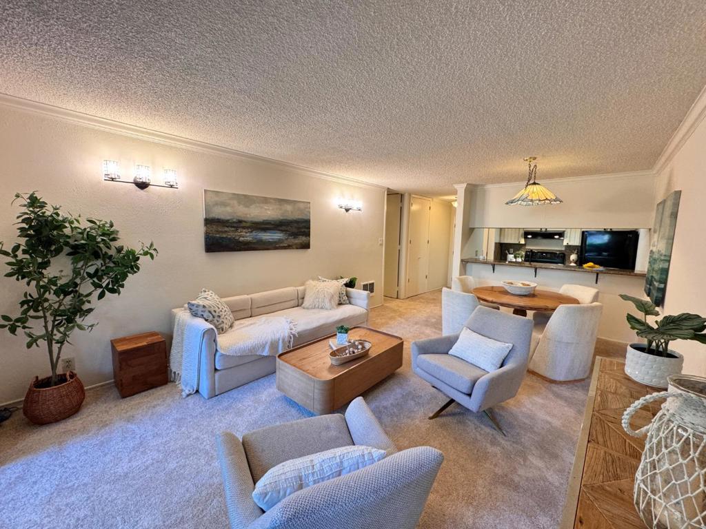 4136 Shelter Creek Lane