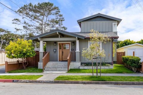 Photo of 801 Junipero Avenue, Pacific Grove, CA 93950 (MLS # ML82048977)