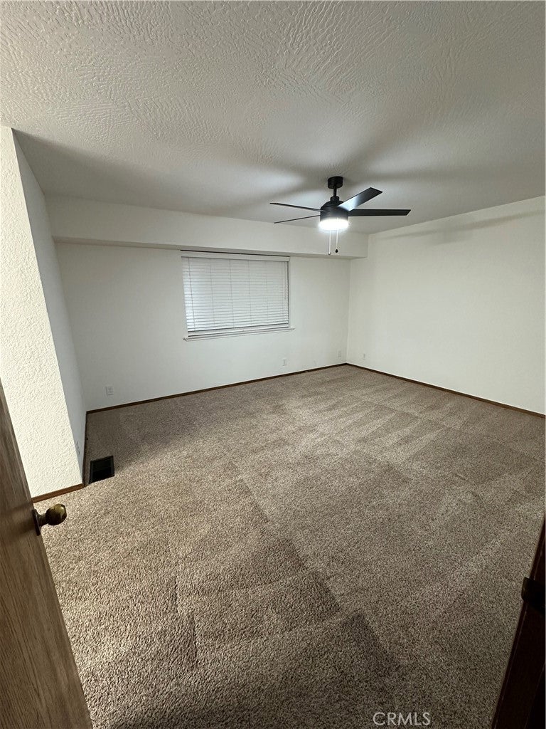20410 Walnut