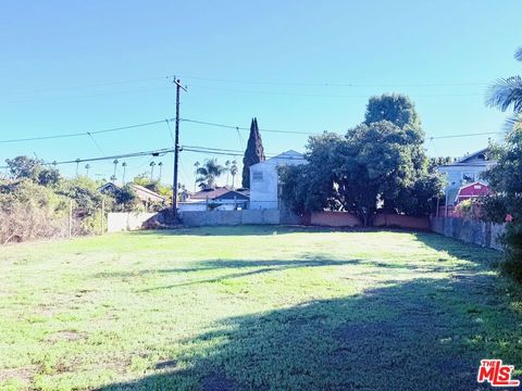 Photo of 316 E Hardy Street, Inglewood, CA 90301 (MLS # 25613035) Photo of 316 E Hardy Street, Inglewood, CA 90301 (MLS # 25613035)