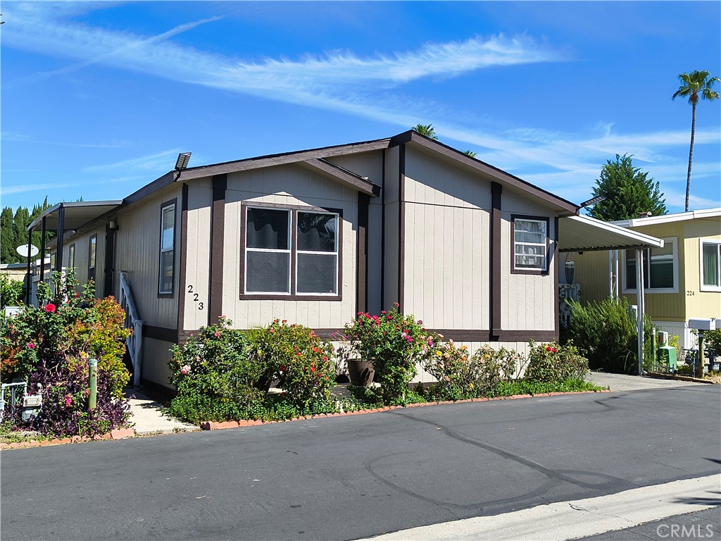 20401 Soledad Canyon Road 223