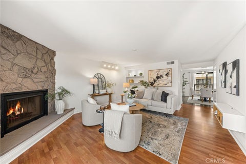 Photo of 2611 Ruhland Avenue #3, Redondo Beach, CA 90278 (MLS # CV26215492)