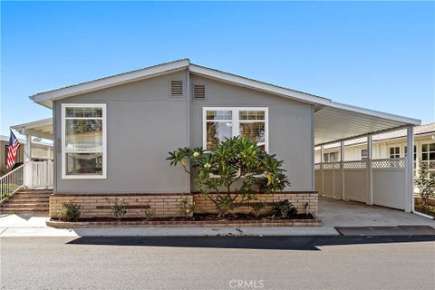 Photo of 5200 Irvine BLVD #500, Irvine, CA 92620 (MLS # CV26225468)