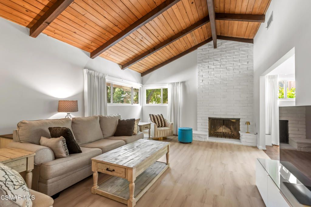 Photo of 4230 Canoga Avenue, Woodland Hills, CA 91364 (MLS # 225003025)
