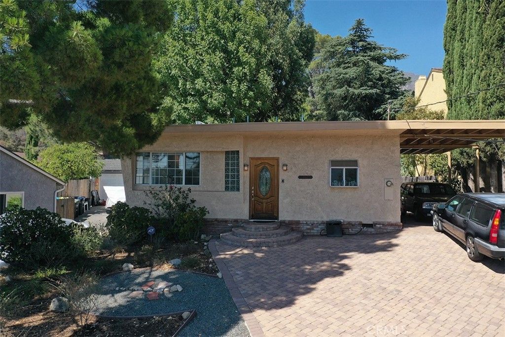 Photo of 3953 Santa Carlotta St, La Crescenta, CA 91214 (MLS # AR25175048)