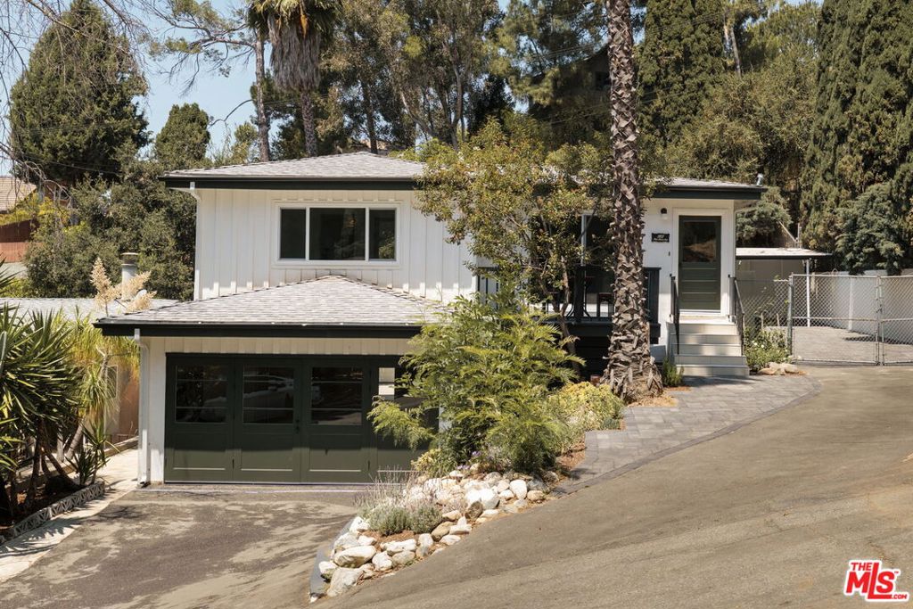 963 Pine Grove Avenue