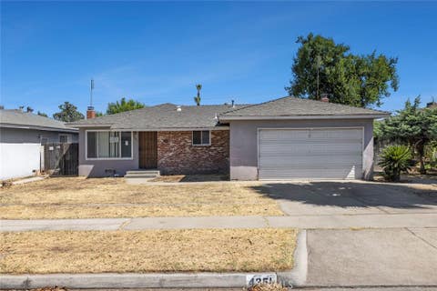 Photo of 4351 E Holland AVE, Fresno, CA 93726 (MLS # CV26165920)
