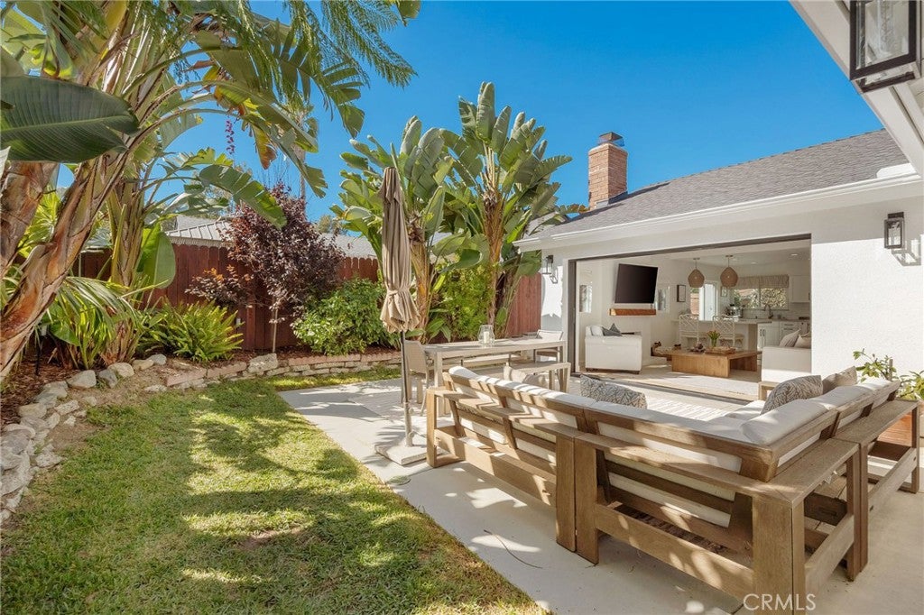 23522 Porter Circle