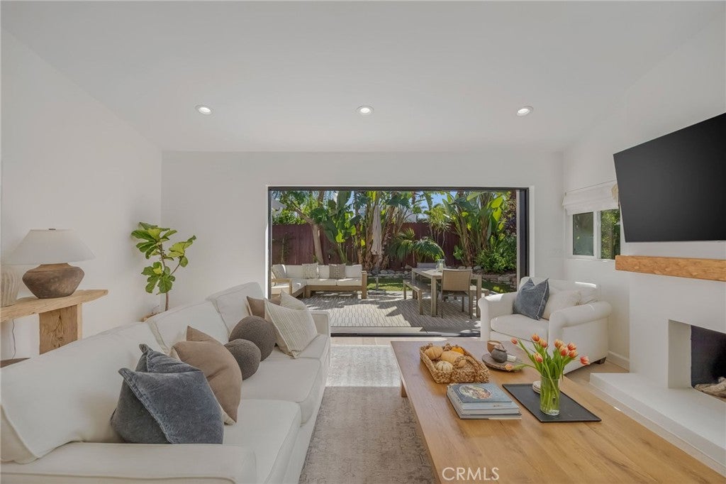 23522 Porter Circle