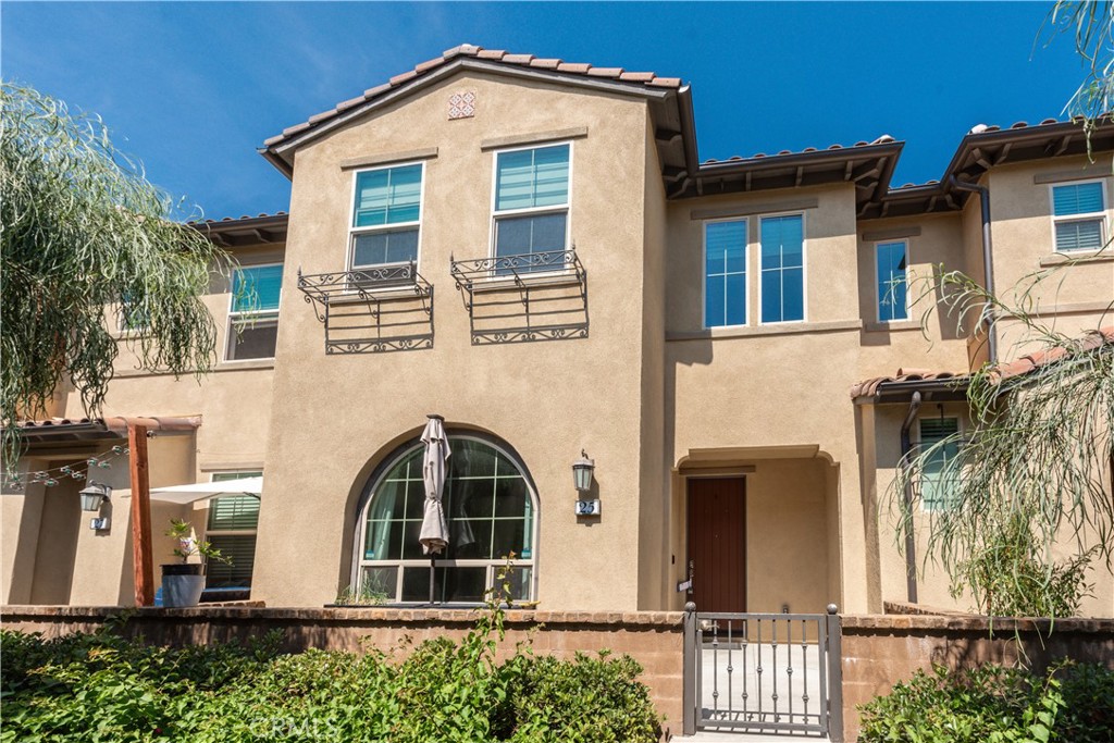 Welcome Home to 25 Savannah, nestled in the prestigious Baker Ranch community—a true resort-style haven. This turnkey 3-bedroom, 2.5-bathroom home is meticulously curated for modern living and comfort. Upon entry, you're greeted by stylish tile flooring that flows seamlessly throughout. The gourmet kitchen is a chef’s delight, featuring expanded white shaker cabinets, modern stainless steel appliances, recessed lighting, and expansive quartz countertops, including a center island with upgraded storage perfect for both baking enthusiasts and chefs alike. Technological enthusiasts will appreciate the vast array of innovative features integrated into the home, including a Ring doorbell system and a Peephole Camera for enhanced security and convenience, along with Smart lighting solutions controlled via apps like Kasa, Samsung SmartThings, and Lumary. Nest Thermostats with dual-zone configuration and Nest Protect Smoke and Carbon Monoxide Detectors provide advanced climate control safety features and Ubiquiti WiFi hotspots ensure seamless connectivity throughout the home. Upstairs, discover three spacious bedrooms, including a primary suite designed for serene relaxation. The primary bathroom boasts dual vanities, a spacious walk-in shower and ample storage in the sizeable walk-in closet.
Furthermore, enjoy the convenience of remote-controlled ceiling fans and window shades in all bedrooms. A dedicated laundry room is located on the second floor for your convenience. Outside, this patio is renowned in Baker Ranch, having been awarded in every seasonal competition, offering a perfect backdrop for entertaining or unwinding. Baker Ranch itself is renowned for its resort-style amenities, including multiple parks, swimming pools, spas, clubhouses, hiking trails, and sports courts such as volleyball, tennis, and pickleball. Enjoy proximity to shopping, entertainment, recreation and highly-rated schools, making it an ideal community for all. This home combines modern luxury with community convenience, boasting low HOA fees and no Mello-Roos taxes. Don’t miss out on this opportunity to experience the best of Baker Ranch living.