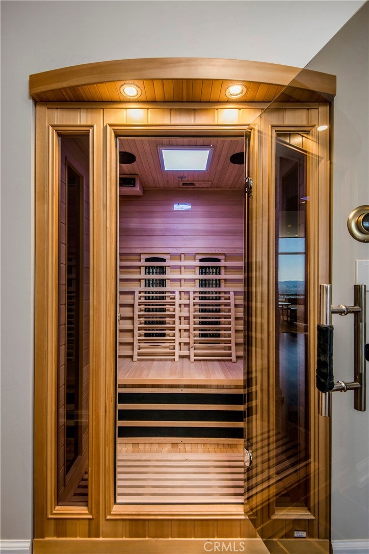 900 W Olympic Boulevard 38D