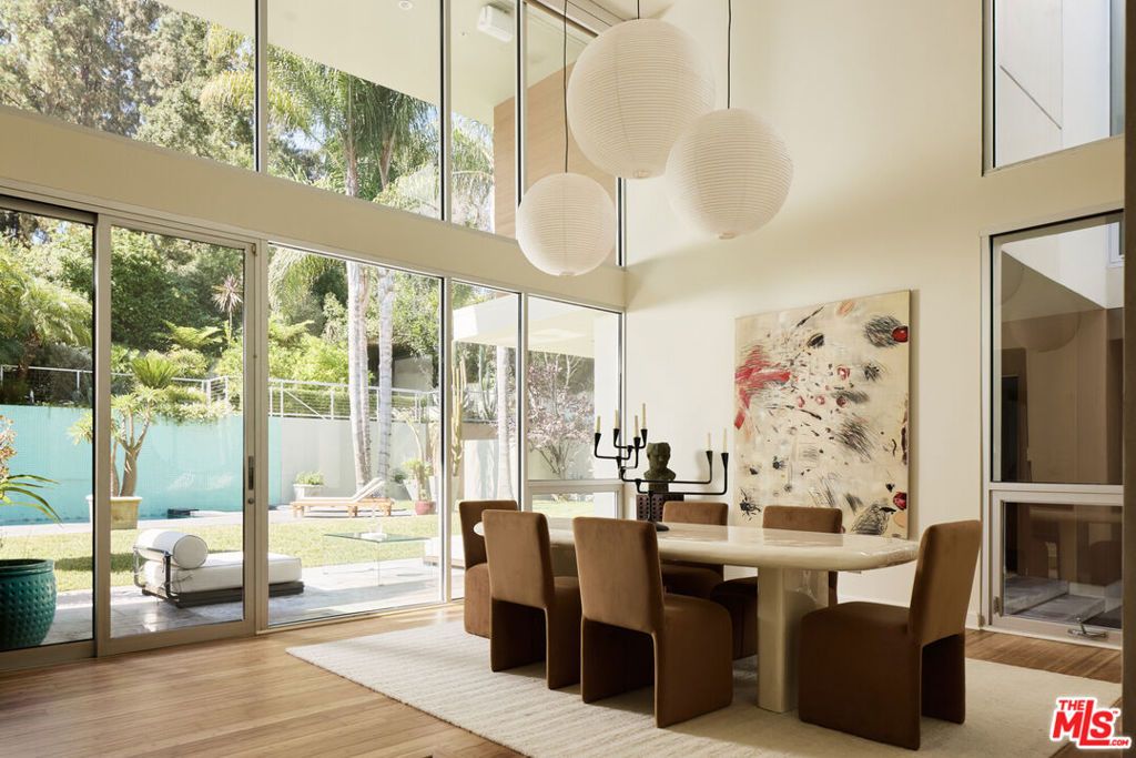 Photo of 3369 Fryman Place, Studio City, CA 91604 (MLS # 26643803)