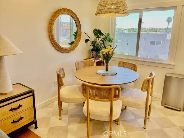 Carlsbad, California 92008, United States, 2 Bedrooms Bedrooms, ,1 BathroomBathrooms,Residential,Active,180793