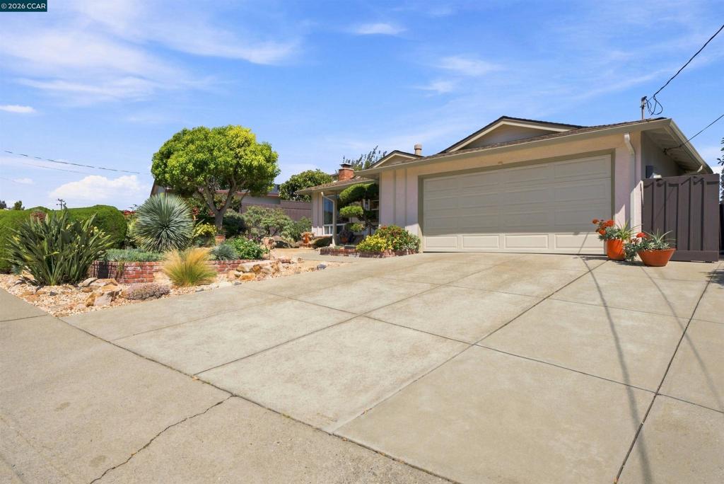 2955 Cornelius Dr