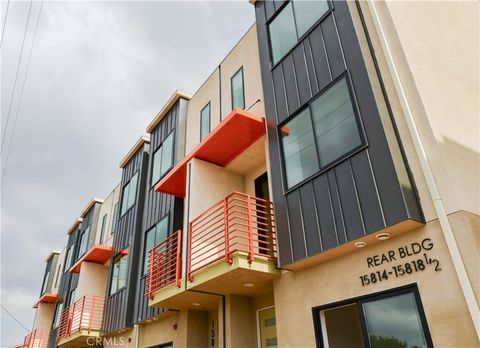 Photo of 15820 S Vermont Avenue #1, Gardena, CA 90247 (MLS # LG26010430)