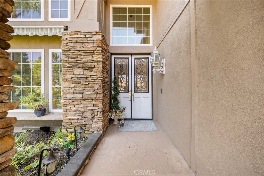 27025 Glaramara Lane