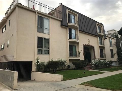 Photo of 1951 Malcolm, Los Angeles, CA 90025 (MLS # SR26011797)