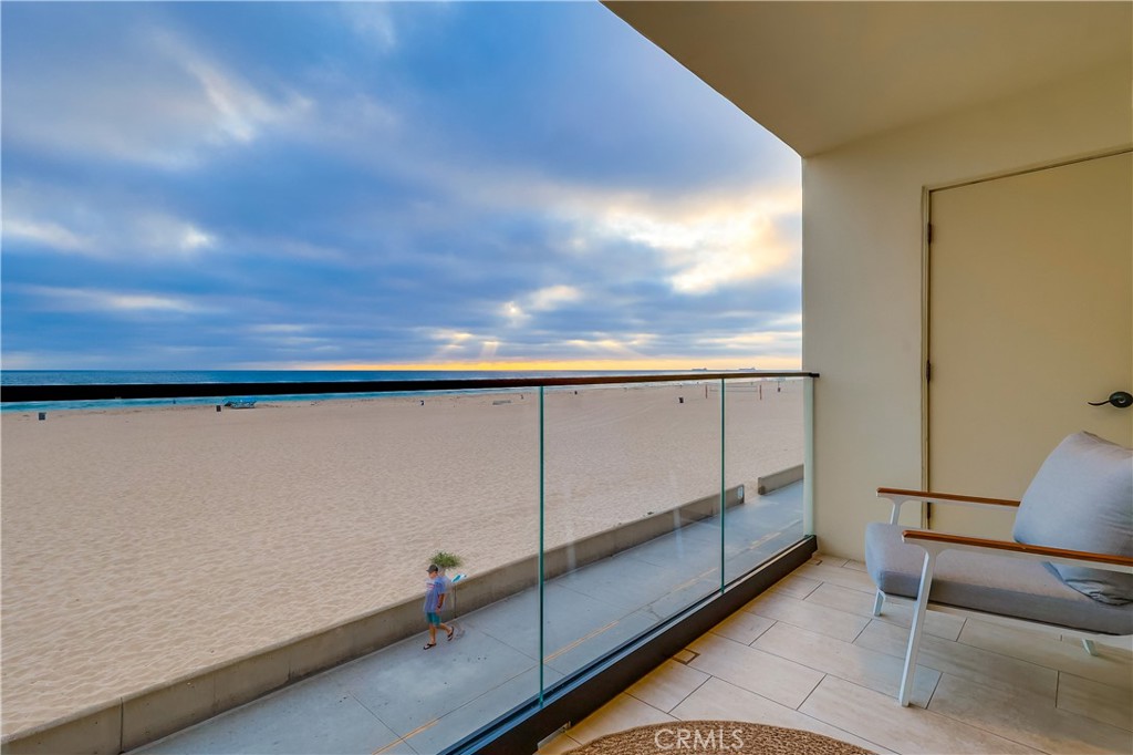 1510 The Strand