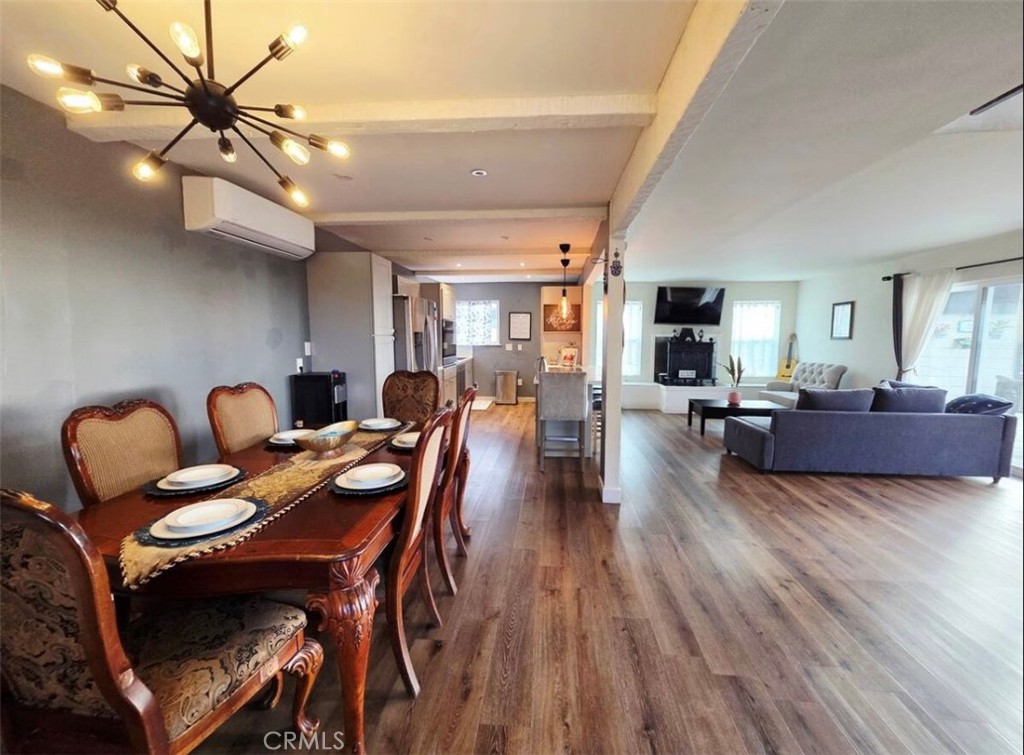 12221 Circula Panorama