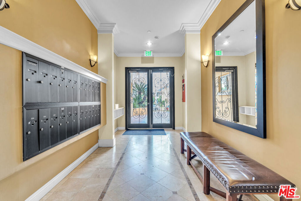 Properties 4 143 N Arnaz Drive 304