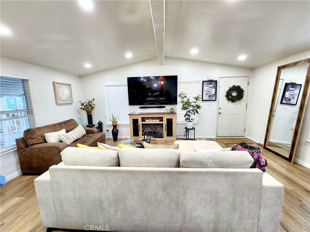 24200 Walnut Street 22