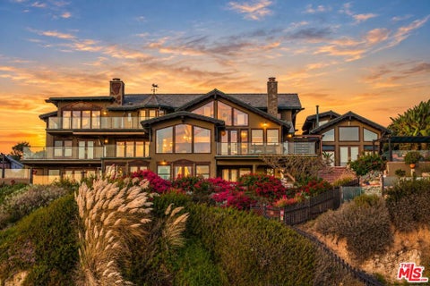 Photo of 7007 W Birdview Avenue, Malibu, CA 90265 (MLS # 26996583)