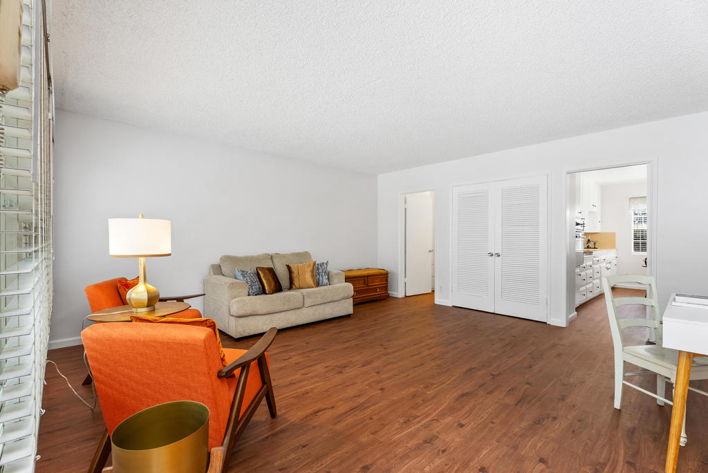 528 Cedar Avenue 1l
