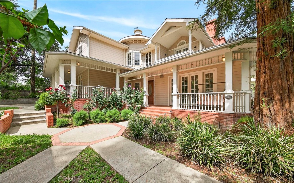 465 W Highland Avenue