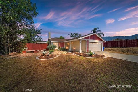 Photo of 5082 Auburn AVE, San Bernardino, CA 92407 (MLS # IV26143062)