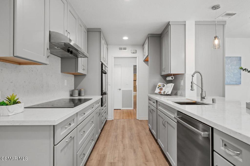 7427 Sausalito Avenue