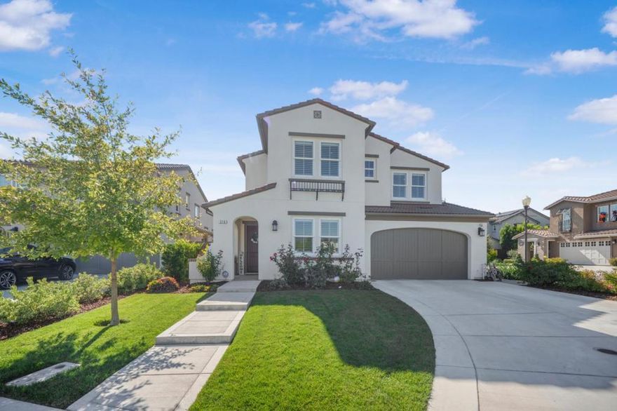 Discover this stunning 5-bedroom, 4 bathroom residence, built in 2019. Designed for both luxury and comfort in the prestigious Valencia Community in Morgan Hill. The heart of the home is a beautiful open-concept kitchen, perfect for chefs, featuring a substantial island with quartz counters and a six-burner stove that invites culinary creativity. A cozy fireplace adds charm to the family living space, making this home a perfect blend of elegance and functionality. The primary suite offers a serene retreat with a luxurious ensuite bathroom, while an additional bedroom with its own bath provides convenience for guests. You will find a cozy loft area and an additional 3 bedrooms, along with a full bathroom. This home offers many upgrades such as a fully owned solar system, plantation shutters, crown molding downstairs and the primary bedroom, and much more! Enjoy the beautifully maintained backyard, complete with a patio gazebo featuring retractable side walls and a ceiling fan for ultimate relaxation and entertainment. There is a beautiful community pool, playground, and access to the clubhouse to entertain your guests. Walking distance to the Farmer's Market and downtown Morgan Hill! Great accessibility to shopping and freeway access. Dont miss out on this exclusive opportunity!