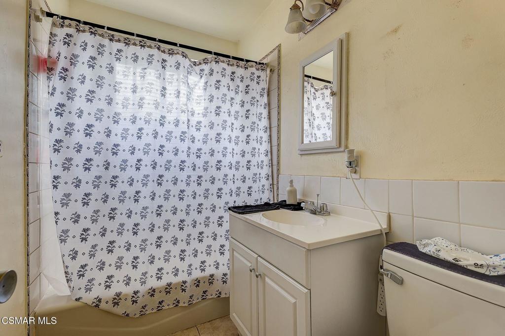 15050 Polk Street 15052 Polk St, Sylmar,...