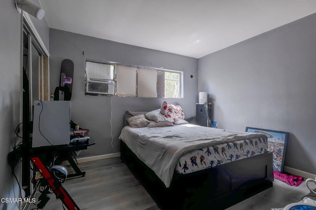 15050 Polk Street 15052 Polk St, Sylmar,...