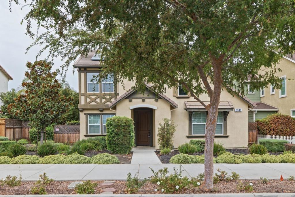 2341 Ellis Town Drive